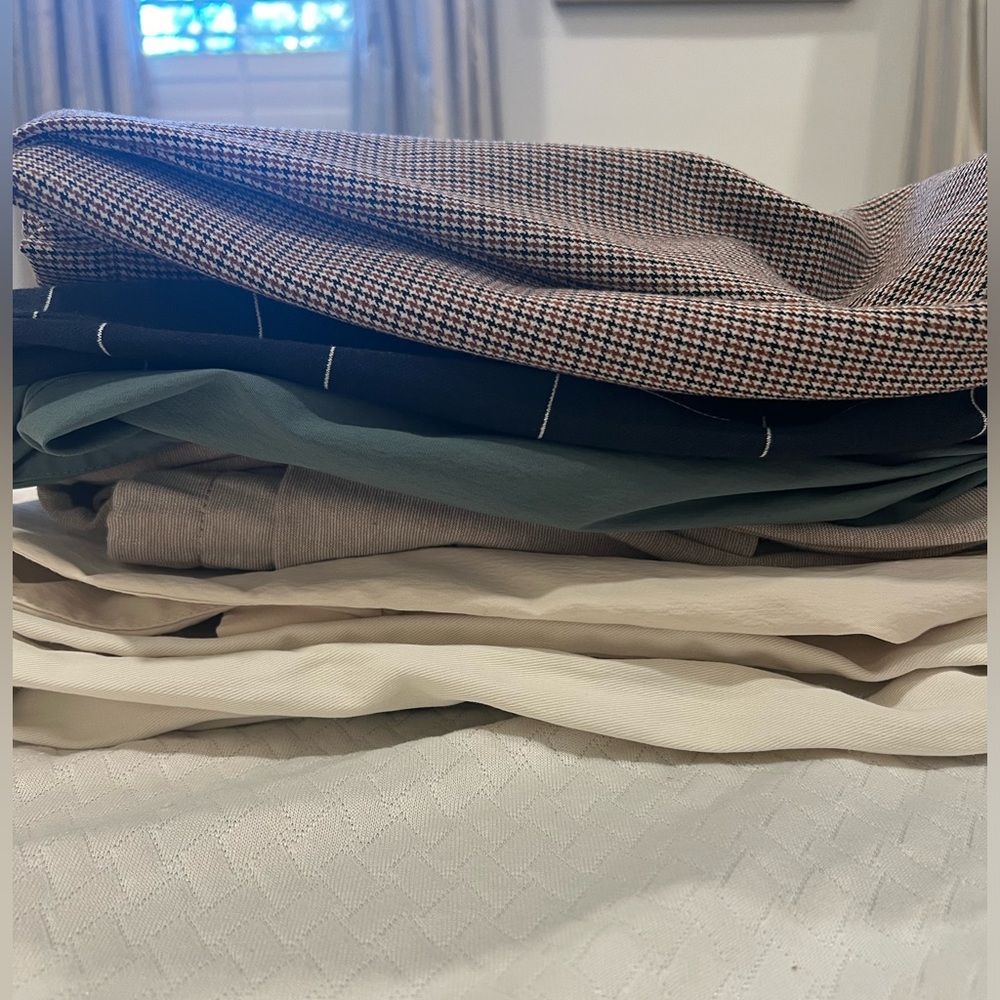 Bundle of comfortable, casual work pants. Excellent condition!